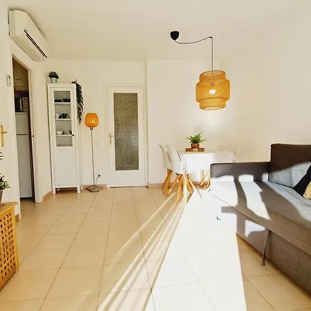Arquus 018 Familidays Салоу