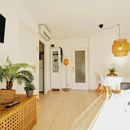 Arquus 018 Familidays Apartment Salou
